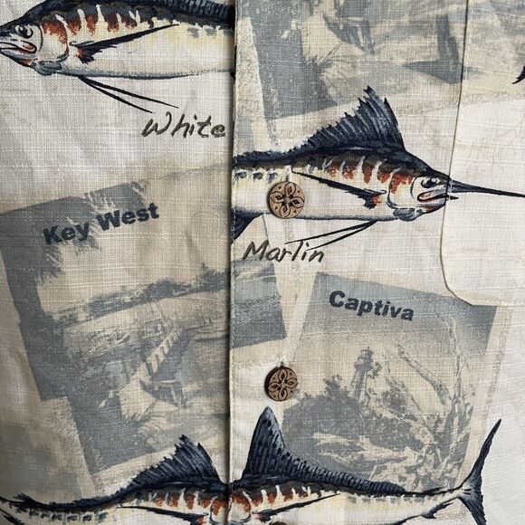 Reel Legends Fish Print Shirt Sz M Mens Button Up Key West Captive Short Sleeve - Picture 6 of 13
